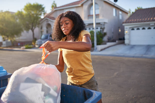 Best Construction Debris Removal  in Holly Springs, GA